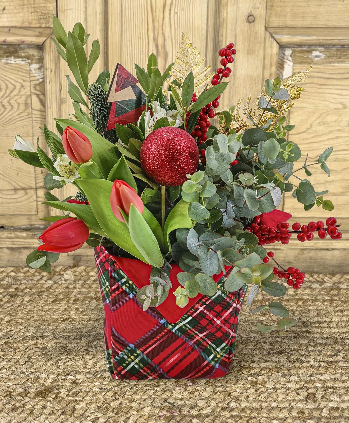 romantico ramo de novia de astilbe rosa viejo — Mar de Flores