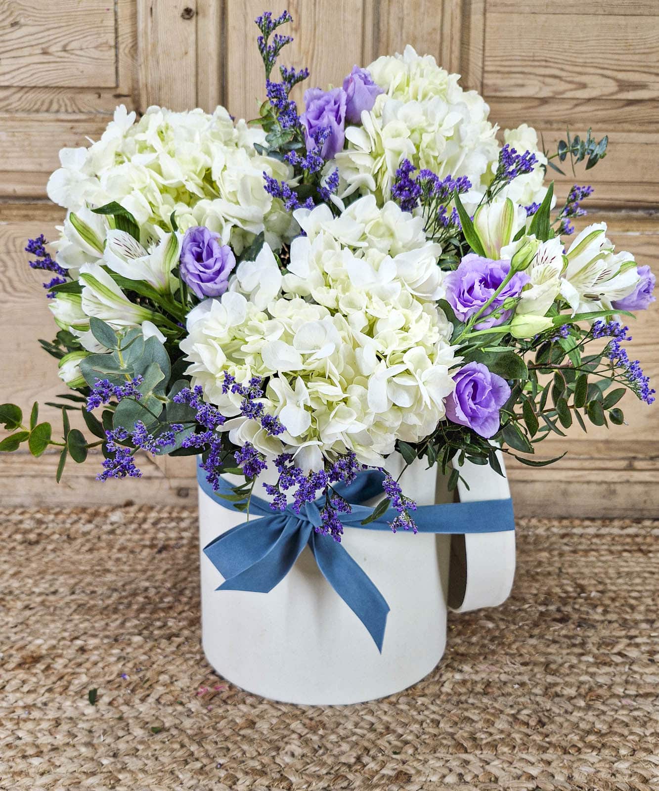 Lucas, caja con Hortensias